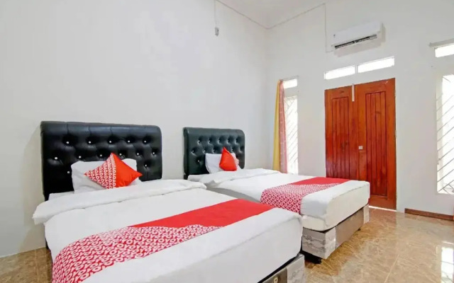 Guest House 513 Syariah By OYO