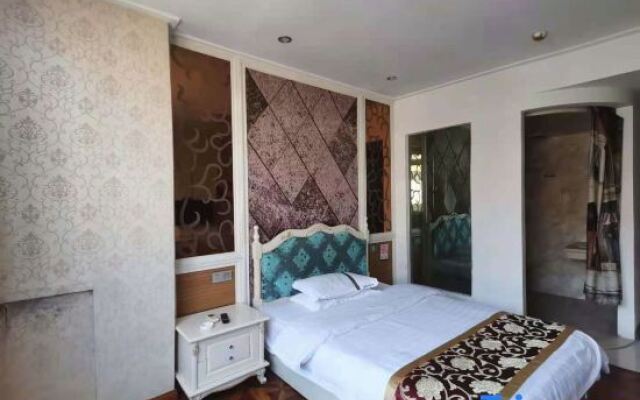 Kaiyue Business Hotel