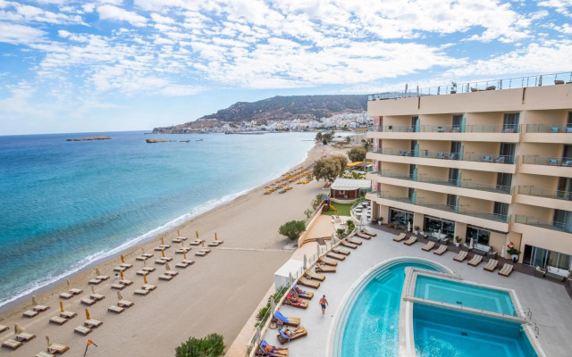 Konstantinos Palace