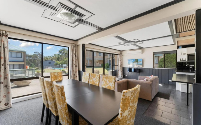 Alpine Mountain View 39 - Ground Floor 3 Bedroom Unit