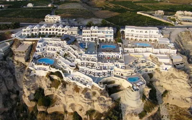 Volcano'S View Villas Apts