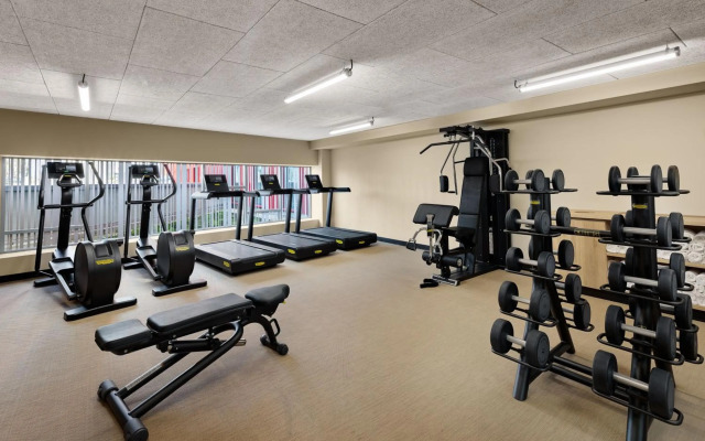 Courtyard by Marriott Paris Charles de Gaulle Central Airport
