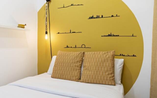 Space-saving Designer Apartment With One Bedroom in Chamberí, Madrid