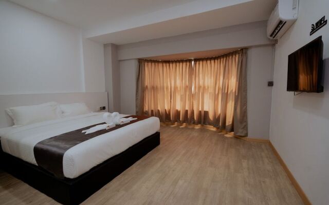 Kimal Hotel @ off Jalan Tupai