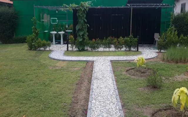 Sports Bar & Pohrak Resort