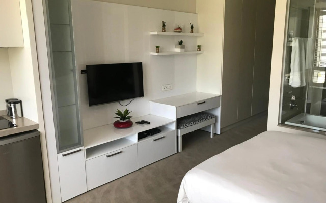 Sandton Skye Unit 702