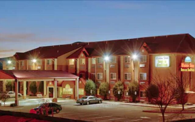 Western Skies Inn And Suites