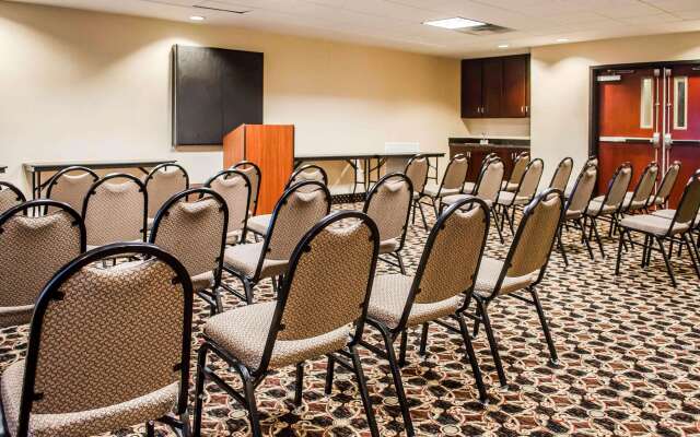 Comfort Suites Mobile