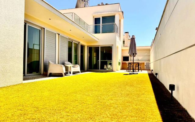 Alfarim House - close to Meco beach and Sesimbra