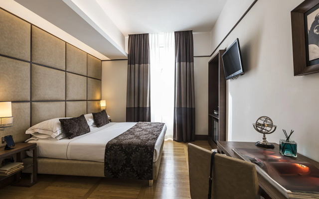 The Independent Hotel