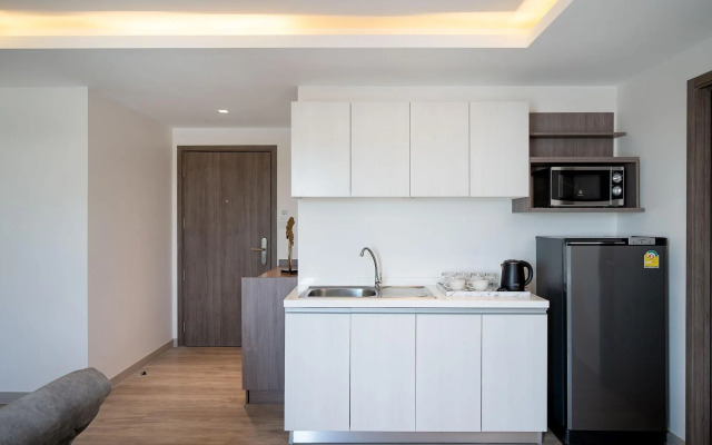 Orion Hotel & Residence