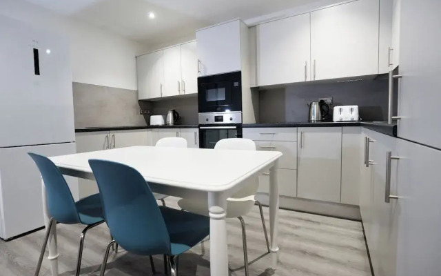 Colchester Studio Suites