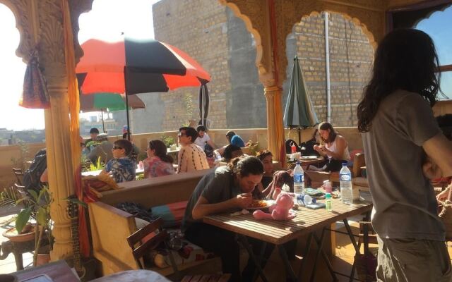 Hotel Pol Haveli