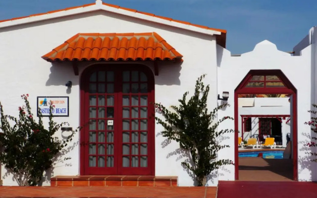 Bungalows Castillo Beach