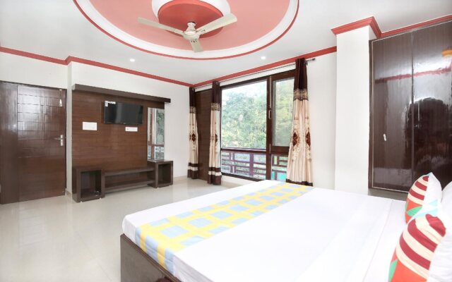 OYO 17174 Home Modern 2BHK Kumarhatti