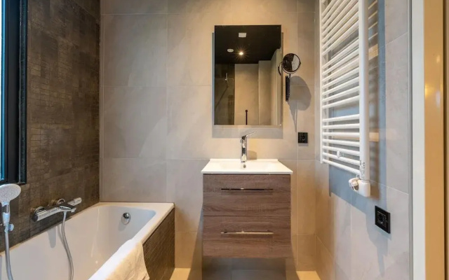 Holiday Home in South Holland With Shared Pool