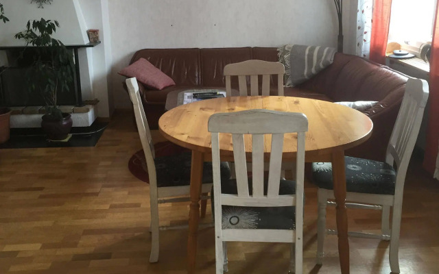 RIBO Apartment Triangel