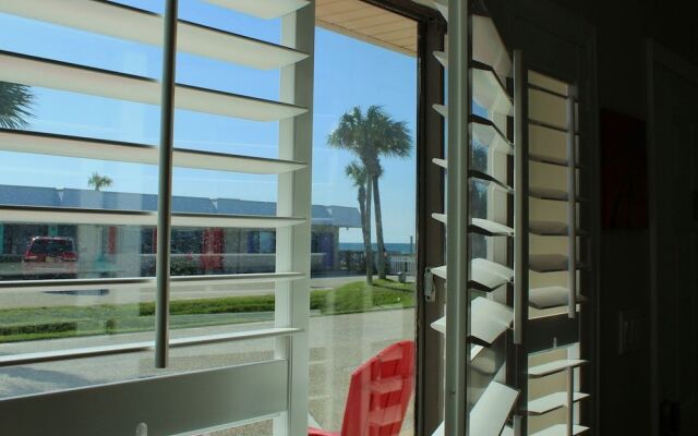 Capri 120 1 Bedroom 1 Bathroom Condo