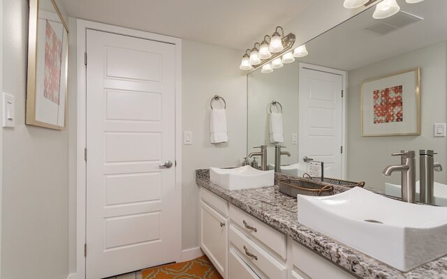Desert Sun 3 BR by Casago