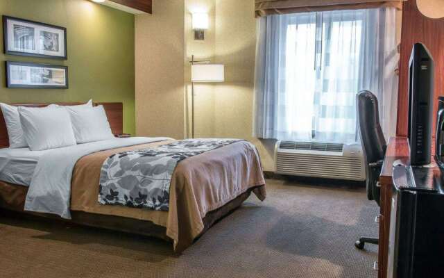 Baymont by Wyndham Flat Rock Hotel