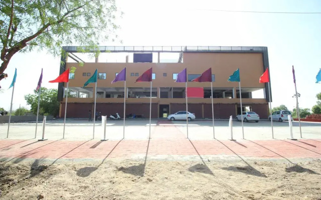 Hotel Prayosha