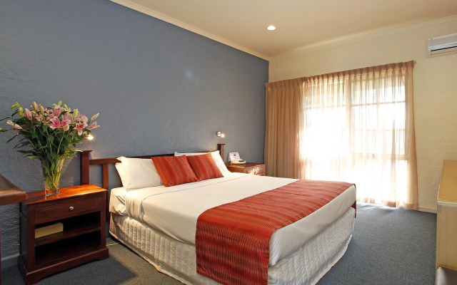 Greensborough Motel