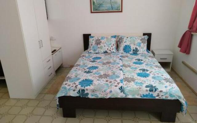 Studio-apartman Ella