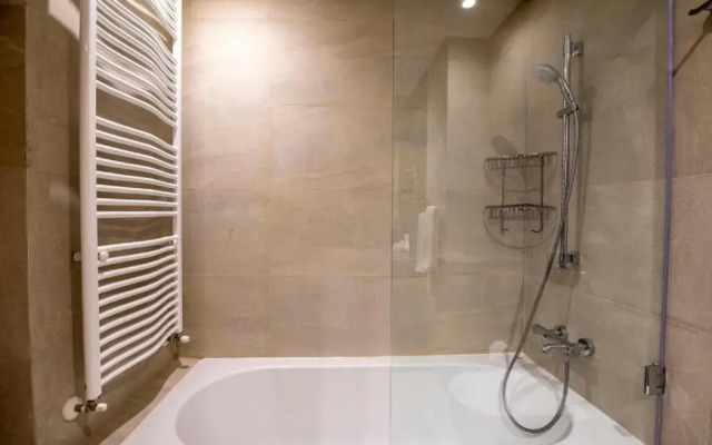 Oakridge Hotel & Spa