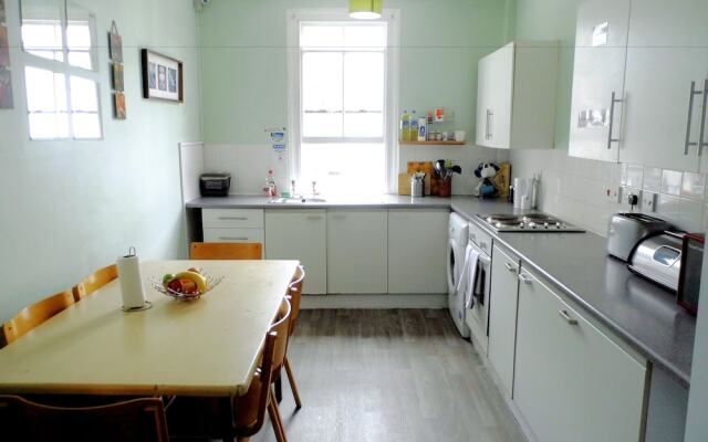 Homestay Bristol - Hostel