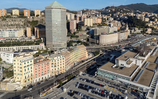 Pleasant 2BR flat next to Genoa Port