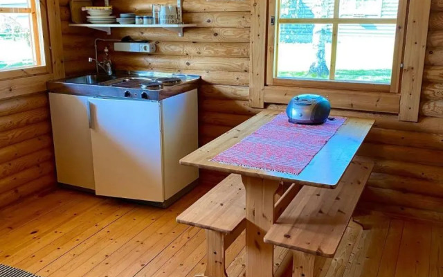 Huhtaniemen Mökkikylä