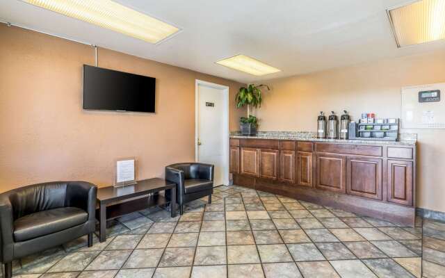 Rodeway Inn Fairgrounds - Casino