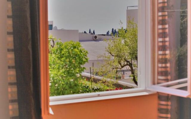 Apartment Garden M&M