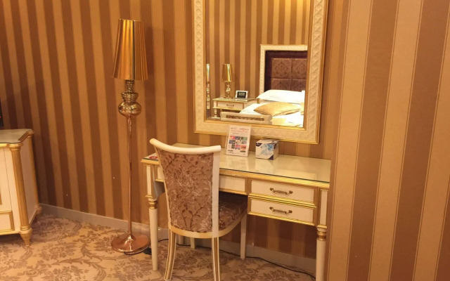 Rose Garden Hotel