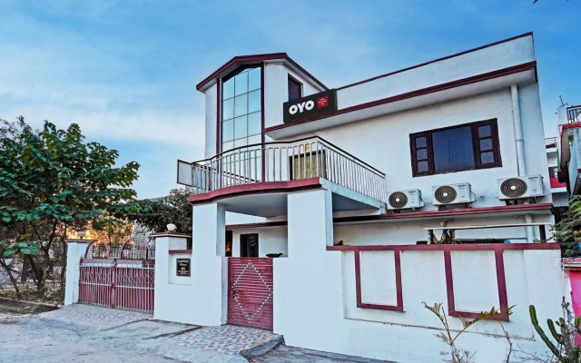 OYO Home 60571 Picturesque Stay Dehradun