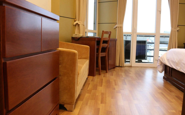 Dom's Residence & Hotel Hanoi