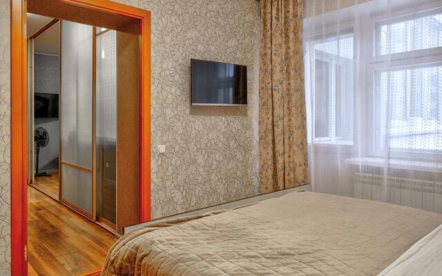 Апартаменты на улице Выучейского