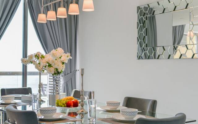 Marco Polo - Marvelous & Luxurious Apt With Dubai Eye & Sea View