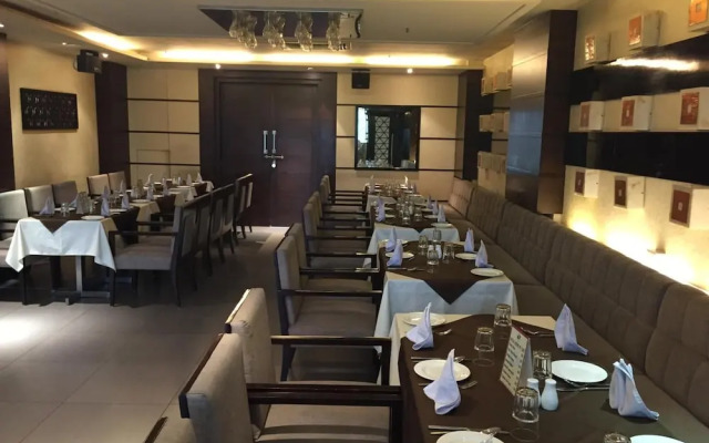Holiday Inn Express Greater Noida Knowledge Park