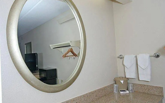 Red Roof Inn Greensboro Airport