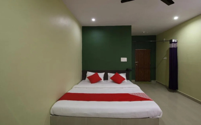 Oyo 18969 H3 Rooms