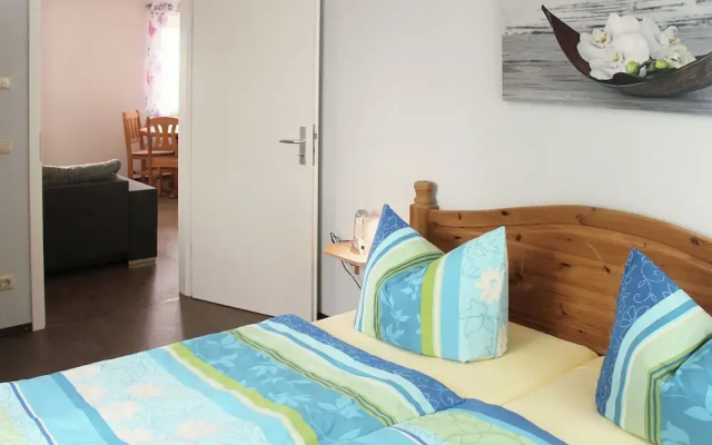 Cosy Apartment in Weissig With Garden