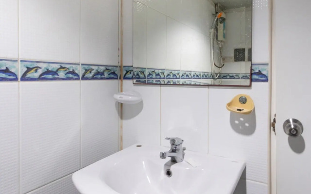 OYO 75304 Riverside Guesthouse