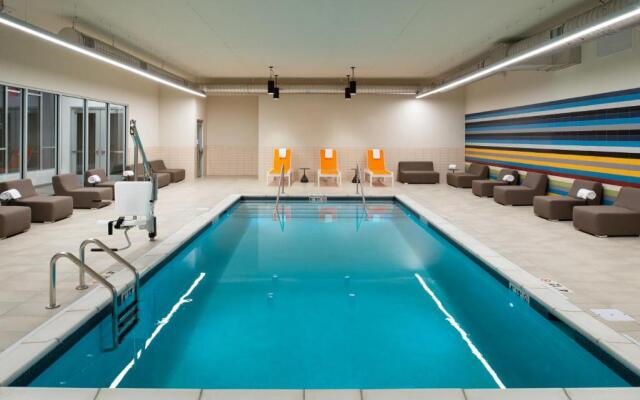 Aloft North Kansas City