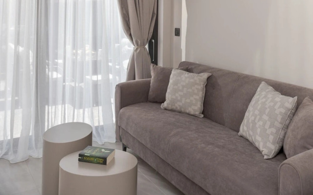 Potame Suite by Estia Pool View