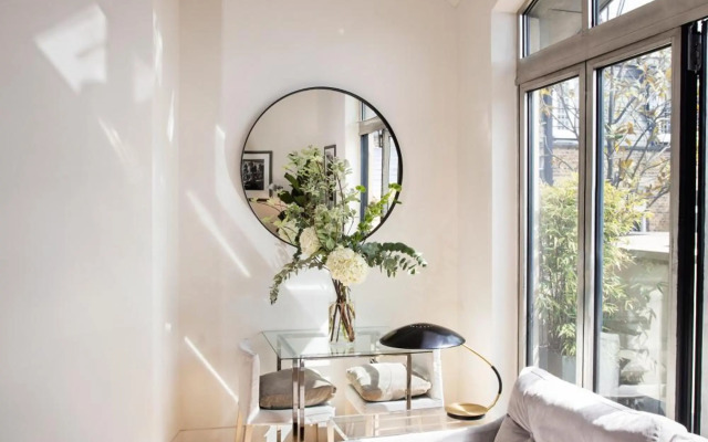 No.5 Maddox Street
