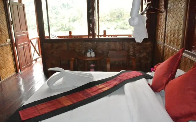 Mekong Riverside Lodge
