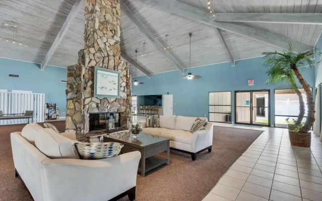 Beach House 601c- Beach Rest