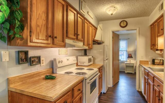 Courtyard #209 Condo