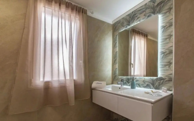 Onda Bianca Luxury Apartments